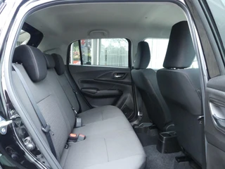 Suzuki Swift 1.2 Style Smart Hybrid AUTOMAAT Apple Carplay/Android Auto, Climate Control, Cruise Control, Camera, Stoelverwarming / 35