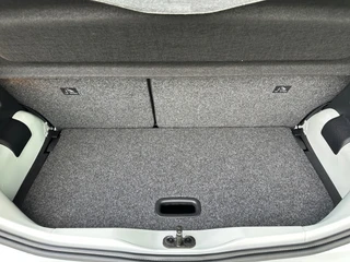 Volkswagen up! 1.0 5-deurs Camera | Cruise | Airco | Bluetooth | PDC | Rijklaar incl. 1 jaar Bovag garantie / 19