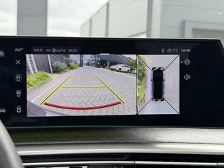 Peugeot e-3008 Launch Edition Dual Motor 73 kWh 325PK Automaat Navigatie, Rondomzichtcamera, Keyless, Panoramadak, Stoel & Stuurwielverwarming, Apple Carplay, Android Auto / 41