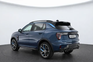 Lynk & Co 01 1.5 PHEV 262PK Stuurverwarming | Pano | Zwarte hemel | 360° Camera / 4