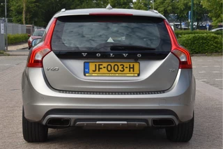 Volvo V60 2.0 T4 Summum 191 pk Luxury Line Winter | Vol | NL-Auto | Trekhaak | Open dak | Standkachel | Elekt.stoelen | Camera | LED/Xenon | 4-Seasons / 7