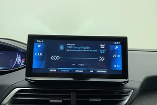 Peugeot 3008 1.2T 130PK Blue Lease Allure | Elektr. achterklep | Achteruitrijcamera | Navigatie | Apple Carplay/Android Auto | Keyless / 24