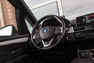 BMW 2-serie Active Tourer 225xe Luxury | Driving Assistant Plus | Panoramadak | Fileassistent | Active Cruise control | Head-up | HiFi audio | Sportstoelen | Rijstrooksensor | Keyless entry / 20