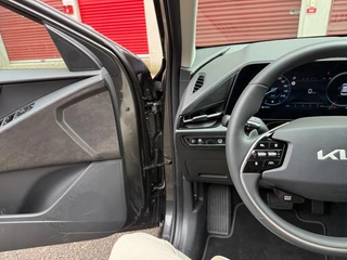 Kia Niro 1.6 GDi Hybrid DynamicLine Navi | Metallic lak | Cruise Control Adaptief | Fabrieksgarantie t/m 3 2033 | Keyless entry | Camera | / 19