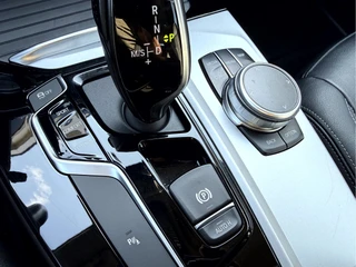 BMW X3 sDrive18d 150pk High Executive  Leer, Navi, Trekhaak / 11
