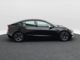 Tesla Model 3 Standard RWD Plus 60 kWh 238 Pk | Stoelverwarming | Panoramadak | Camera | Adaptive Cruise | 18 Inch | 41.788 Km !! / 9