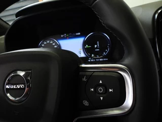 Volvo XC40 1.5 T4 Plug-In Hybrid Core Bright NAVI/CAMERA/LED/18"LMV! / 20
