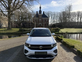 Volkswagen T-Cross 1.0 TSI Life Edition | Clima | Adaptive Cruise Virtual Dashboard | / 2