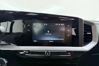 Opel Mokka 1.2 Turbo Elegance | Apple carplay/Android auto | Cruise control | Climate control | Navigatie | Parkeersensoren voor & achter | / 24