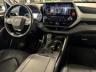 Toyota Highlander 2.5 AWD Hybrid Premium | Navigatie | JBL-Audio | Parkeersensoren | Achterklep Elektrisch | ( Vestiging - Nieuwegein ) / 4