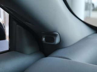 Leapmotor B05 ProMax Design 67.1 kWh | Panoramadak | Elektrisch verstelbare stoelen | Stuurwiel verwarming | Apple carplay/Android auto | Sfeerverlichting | Regensensor | Privacyglas | 19 inch lichtmetalen velgen / 33