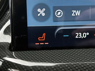 Ford Focus 1.0 EcoBoost Hybrid ST Line X | Cruise control | Stoelverwarming | Navigatie | Camera | Afneembare trekhaak | BTW / 28