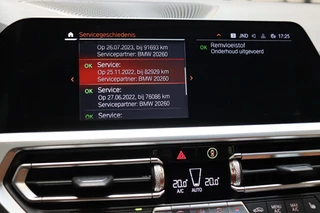 BMW 3 Serie Touring 320i High Executive M Sport Pakket Automaat  / Live Cockpit Professional / Leder / Achteruitrijcamera / DAB / Stoelverwarming / Hifi / Ambiance Verlichting / 18 Inch / LED / Chrome Line / Parkeersensoren voor+achter / Climate Control / 26