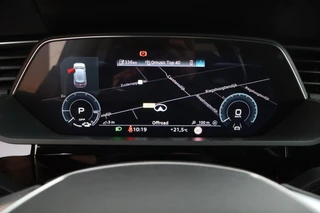 Audi Q8 e-tron 50 quattro 340pk Advanced Edition 95 kWh SOH 100% Camera Memory ACC HUD Stoelverwarming Keyless Navigatie / 34