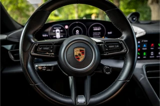 Porsche Taycan Sport Turismo 4S 93 kWh  Panorama 21" Sport Chrono 360 Camera Warmtepomp / 10