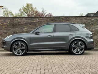 Porsche Cayenne 4.0 TURBO S E-HYBRID Achteras sturing Head Up Pano Keramisch / 9