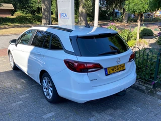 Opel Astra Sports Tourer 1.2 Business Edition / 30