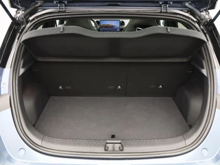 BYD DOLPHIN Design 60.4 kWh 204 Pk | Stoelverwarming | 360 Camera | Panoramadak | Adaptive Cruise | Warmtepomp |17 Inch | 26.055 Km !! / 18