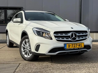 Mercedes-Benz GLA-klasse 200 Premium Plus super nette auto / 2