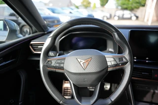 CUPRA Leon 1.4 E-HYBRID VZ ALL IN PRIJS ,Carplay , Navi, ACC / 24