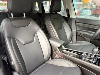 Jeep Compass 4xe 240 Plug-in Hybrid Electric Summit | Apple-Android | Parkeercamera | Leder bekleding / 7