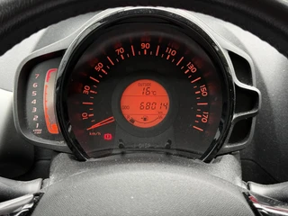 Toyota Aygo 1.0 VVT-i x-play PARKEERCAMERA AIRCO / 8