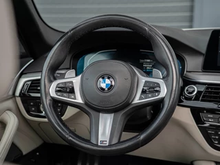 BMW 5-serie 530e iPerformance High Executive / 22