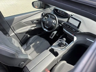 Peugeot 3008 1.2 PureTech GT Line Panodak | Trekhaak | Camera | Keyless / 2