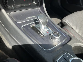 Mercedes-Benz A-Klasse AMG 45 4MATIC Pano.dak Leer Voll.Onderhoud / 32