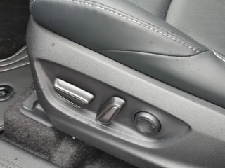 Toyota bZ4X EXECUTIVE 73KWH NIEUW MODEL 2026! WARMTEPOMP STOELVERW/KOELING INFRAROOD STUURVERW JBL-AUDIO LEDER EL-STOEL BLIND-SPOT NAVI CLIMA PARK-SENSOREN / 32