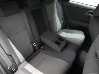 Toyota Auris 1.8 Hybrid Aspiration / 8