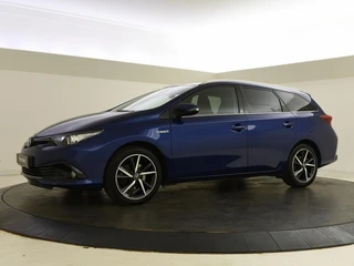 Toyota Auris Touring Sports 1.8 Hybrid Team D / 6