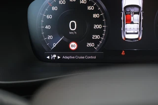 Volvo XC40 T5 Recharge Ultimate Dark | Stoelverwarming | 360° Camera | Pilot Assist | BLIS | H/K  | Leder  |  Keyless / 20