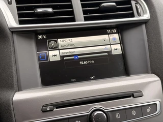 Citroen C4 1.2 PureTech Feel Collection Parkeersensoren Voor en Achter, Navigatie, Bluetooth, trekhaak, Cruise Control / 19