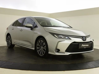 Toyota Corolla 1.8 Hybrid Dynamic | Carplay/AndroidAuto | Stoelverw. / 7