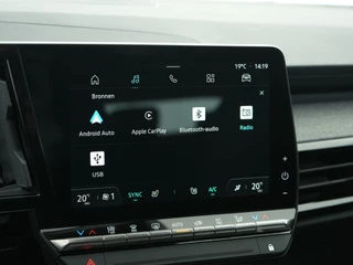 Renault Austral 1.3 MILD HYBRID 140PK EQUILIBRE  |  Pack City | Camera | Stoelverwarming / 36