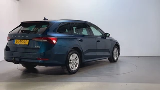 Skoda Octavia Combi 1.0 e-TSI 110pk DSG Ambition Navigatie Trekhaak App-Connect DAB+ / 5