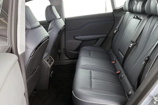 VOYAH Courage Business Edition 80 kWh Head-Up Stoelverwarming Panoramadak / 10