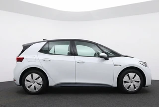 Volkswagen ID.3 Life 58 kWh 204PK 90% SOH IQ.Lights | Adaptive Cruise | Stoelverwarming | Camera / 2