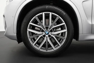 BMW X1 xDrive25e M Sport l Vernasca Leder | 360° l HUD l Adaptive Cruise / 10