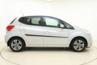Kia Venga 1.4 CVVT DynamicPLusLine | Trekhaak | Navigatie | camera | Weinig kilometers | Hoge instap | Parkeersensoren | Lichtmetalen velgen / 10