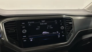 Volkswagen T-Roc 1.0 TSI Style Business CARPLAY NAVI ADAPTIEF CRUISE. / 43