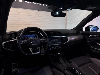 Audi Q3 35 TFSI S-Line Black Edition Pano Camera Leder Trekhaak 19'' / 14
