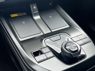 Toyota C-HR+ First Edition 77 kWh STOEL/STUURVERWARMING EL-ACHTERKLEP BLINDSPOT CLIMA APPLE/ANDROID PARK-SENSOR / 22
