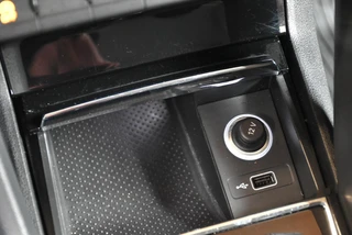 Škoda Karoq 1.5 TSI ACT Greentech 150pk Business / 28