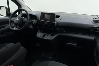 Citroen ë-Berlingo Live 50 kWh 100% Elektrisch | 5 Persoons | DAB Radio | Geen kilometers | Parkeersensoren | Mistlampen | Licht en regensensor | Armsteun / 15