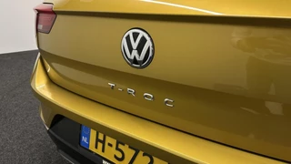 Volkswagen T-Roc 1.0 TSI Style Business PANO LM TREKHAAK DAB CRUISE. / 15