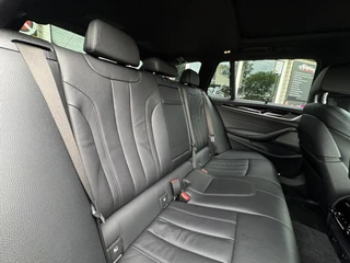 BMW 5 Serie 540I XD Massage Memory Stoelkoeling Parfum Panoramadak Stoelverwarming voor en achter Ramvol! / 46