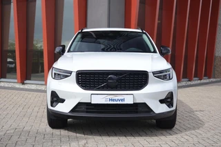 Volvo XC40 T5 Recharge Plus Dark | Stoelverwarming | Trekhaak | Parkeercamera | Leder | H/K | Pilot Assist | BLIS | Keyless / 2