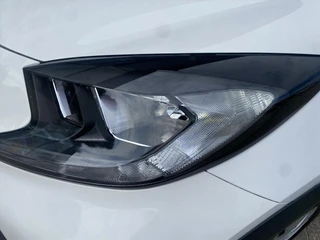 Toyota Aygo X 1.0 VVT-i MT 72pk S-CVT / 8